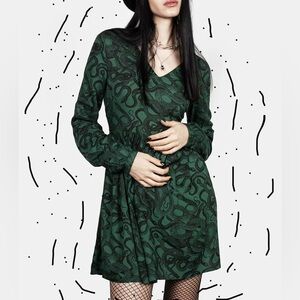 Disturbia Dark Green Long-Sleeve V-Neck Patterned Mini Dress